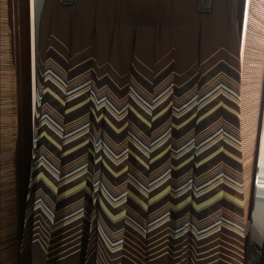 Vintage Harold’s pleated skirt.